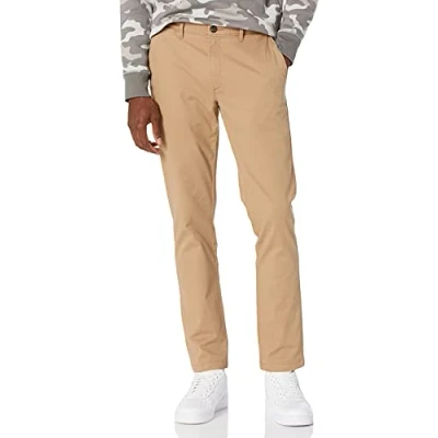 Abbildung von Amazon Essentials Herren Legere Stretch Chinohose mit Enger Passform, Pilzbraun, 33W / 30L