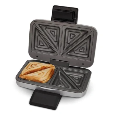 Abbildung von Cloer 6259 Sandwichmaker, 900 W für 2 diagonal geteilte Toasts, American XXL Füllungen, Silber