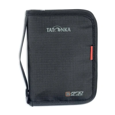 Abbildung von Tatonka Travel Zip M RFID B Reisepasstasche mit Blocker TÜV geprüft Bietet Platz für (EU) Reisepass, Kreditkarten, Reisedokumente, etc. Schützt vor Datenklau 17 x 12 3 cm olive
