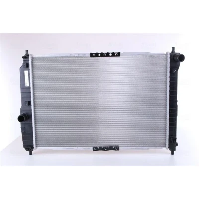 Abbildung von NISSENS 61645 Kühler, Motorkühlung Aluminium 600 415 15 Kühlrippen gelötet