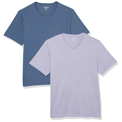 Abbildung von Amazon Essentials Herren Kurzärmliges T Shirt mit V Ausschnitt in normaler Passform (in Übergrößen erhältlich), 2er Pack, Verwaschenes Blau/Lavendel, XXL