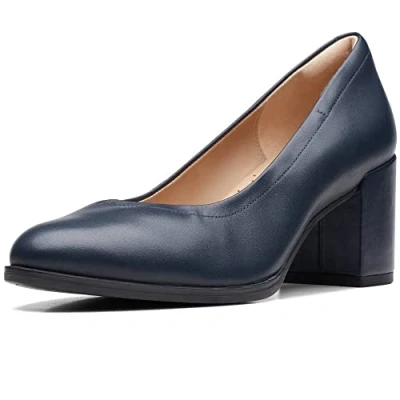 Abbildung von Clarks Damen Freva55 Court Pump, Marineblaues Leder, 39 EU
