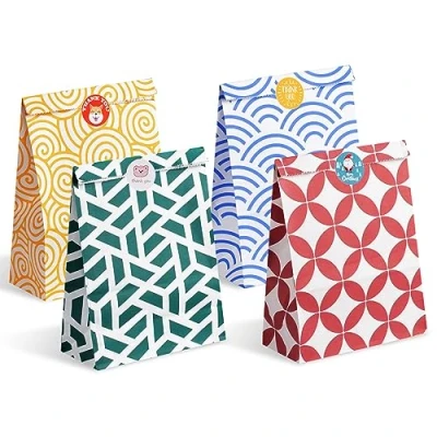 Abbildung von Parmedu Bunte Papiertüten für Geschenke: 48 mittelgroße Geschenktüten 24*17*8CM mit Stickern, Lebensmittelechte Mitnahme Tüten Weihnachten, Feste, Geburtstage, Partys, Hochzeiten, Babypartys