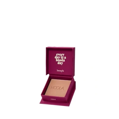 Abbildung von Benefit Hoola Mini Bronze Puder