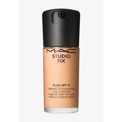 Abbildung von MAC Studio FIX Fluid SPF15 Foundation, Größe: 30 ml, Nw20