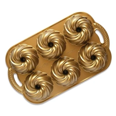 Abbildung von Nordic Ware Backform Swirl Bundlette, 5 Cup Capacity