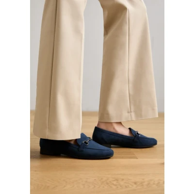Abbildung von MARCO TOZZI Damen Loafer ohne Absatz Vegan mit Schnalle, Blau (Navy), 36 EU