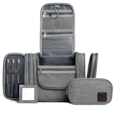 Abbildung von Obics Kulturbeutel Herren &amp; Damen Gross grau 8L XL Kulturtasche zum Aufhängen mit Spiegel Toiletten Tasche Henkel hängend Kosmetik Beutel groß Waschtasche 10 Fächer für Camping Reisen