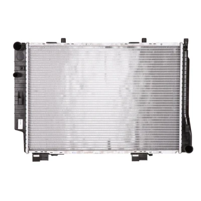 Abbildung von NRF 51284 Kühler, Motorkühlung Aluminium 615 425 24 mit Anbauteilen Kühlrippen gelötet MERCEDES BENZ: SLK, E Class Saloon, C Saloon