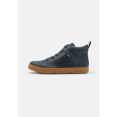Abbildung von Camper KIDO Unisex Stiefelette für Kinder, Größe: 28, Blau Schuhe