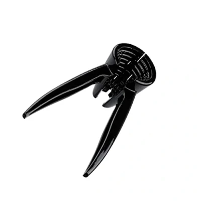 Abbildung von Fackelmann 3 en 1, ouvre bouteille, Casse noix, Métal, Noir, 48277 Knax in Flaschenöffner, Nussknacker, Metall, Schwarz, 18,5 cm