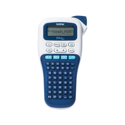 Abbildung von Brother PT H107B tragbarer Etikettierer für Zuhause und Büro, bis zu 12 mm, Druckgeschwindigkeit 20 mm/Sek., Blau Weiß.