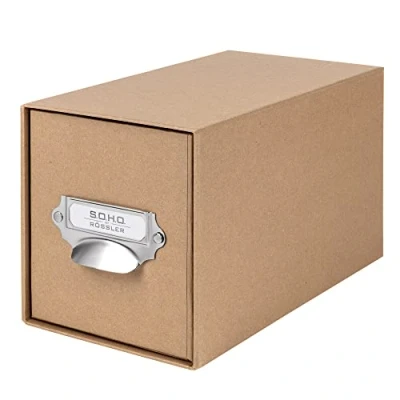 Abbildung von Rössler Papier 1327452620 S.O.H.O. Aufbewahrungs CD Schubladenbox, mit beschriftbarem Einsteckschild und Griff, Kraft, 1 Stück