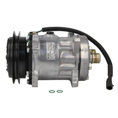 Abbildung von NRF 32074 Kompressor SD7H15 24 PAG 100 mit Kompressoröl