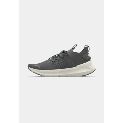 Abbildung von Puma Softride Symmetry Fuzion Laufschuh Straße, Größe: 42.5, Black/dusky gray/vapor gray Schuhe