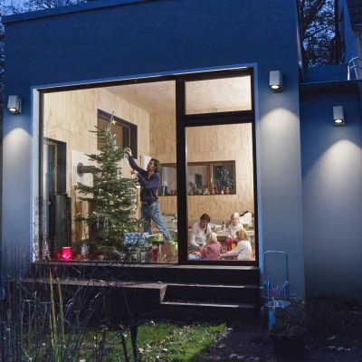 Abbildung von LEDVANCE ENDURA Classic Cube ADJ WALL Außen Wandleuchte, weiß, GU10 Sockel (max 35W), kann mit einfacher oder smarter Lampe bestückt werden, ausrichtbarer Leuchtenkopf, Schutzklasse IP44