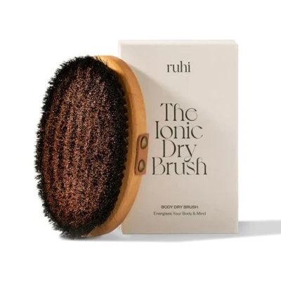 Abbildung von RUHI Klosterbürste/Ionic Body Dry Brush/Energiebürste/Kupferbürste zur Trockenbürsten Massage 100% Naturborsten/gefertigt in Deutschland/FSC zertifiziertes Buchenholz/gegen Cellulite