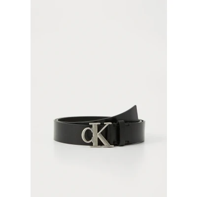 Abbildung von Calvin Klein Buckle Tumbled Gürtel Black/antique silvercoloured, Herren, Größe: 80, silver coloured