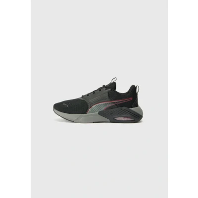 Abbildung von Puma NOVA Unisex Trainingsschuh, Größe: 41, Black/cool dark gray/team regal red Schuhe