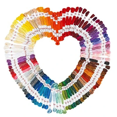 Abbildung von Ideen mit Herz 100 Döckchen Stickgarn aus 100% Polyester, je 8m, 6 fädig Farben ideal zum Sticken, Nähen, Basteln, Häkeln, Freundschaftsbänder, Stickbilder, Kreuzstich