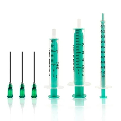 Abbildung von 3 Stück Spritzen Set bestehend aus 1ml, 2ml, 5ml, inkl. 3x 37mm Kanülen mit stumpfer Nadel. Einwegspritzen, Dosierspritze Plastik. Ideal für feine Dosierungen, Hobby, Handwerk, Haustiere uvm.