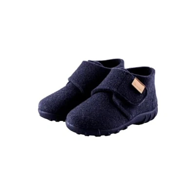 Abbildung von Sterntaler Hausschuh aus Wollfilz, Jungen Baby und Kinder Schuhe mit rutschfester Sohle Klettverschluss flexible Sohle, marine, 23
