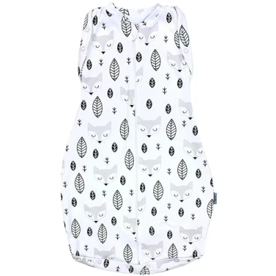 Abbildung von TupTam Baby Pucksack OEKO TEX zertifizierte Materialien Swaddle Bag Wattiert Babyschlafsack 2.5 TOG unisex, Farbe: Unwattiert 0.5 TOG/Füchse Weiß Grau, Größe: 3 6 Monate