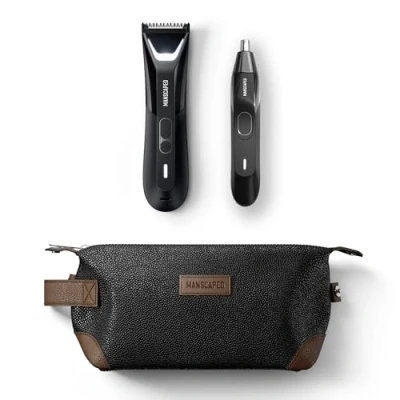 Abbildung von MANSCAPED® The Perfect Duo 5.0 Enthält: der Rasenmäher® ULTRA Elektrischer Leisten &amp; Körperhaartrimmer, Weed Whacker® 2.0 Nasen Ohrenhaartrimmer