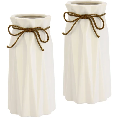 Abbildung von Vase mit Riffelungen und Schleife aus Keramik Dekovase Einzelblumen Trockenblumen Zylindervase weiß matt geriffelt Blumenvase Modern Vasen für Tischdeko Tischvase Dekoration Trockenblume Pampasgras