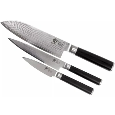 Abbildung von KAI Shun Classic japanisches Kochmesser 3er Set Santoku 18 cm Klingenlänge + Allzweckmesser 15 Officemesser 9 Klingenlänge, Damastmesser 32 Lagen VG MAX Kern, 61 HRC, Pakkaholz