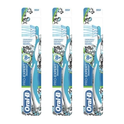 Abbildung von Oral B Pro Expert Cross Action, Zahnbürste, ab 8 Jahre, 3er Pack (3 x Stück)