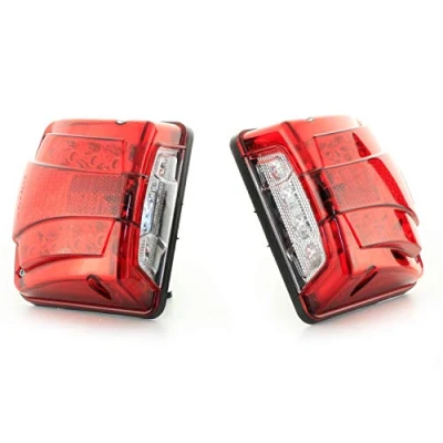 Abbildung von 24/7 Auto 24V LED 2 x Doppelfunktion weiße Kennzeichenbeleuchtung und rote Positionsleuchten LKW Anhänger Chassis