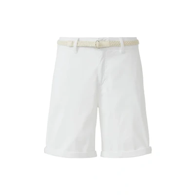 Abbildung von s.Oliver Shorts mit geflochtenem Gürtel und Garment Dye weiß 34