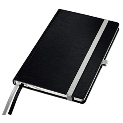 Abbildung von Leitz Notizbuch A5 blanko, 160 Seiten, 80 Blatt, Hardcover Mit hochwertigem Bezug, 100 g/m² Papier, Gummizugverschluss, Textilbänder, Stiftelasche, Tasche, Style Serie, Satin Schwarz, 44520094