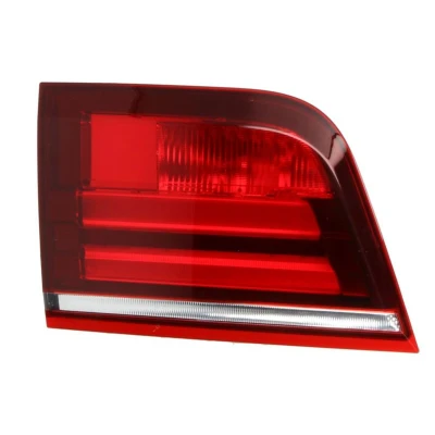 Abbildung von MAGNETI MARELLI 710815040020 Rückleuchte rechts innerer Teil P21W mit Glühlampen BMW: X5