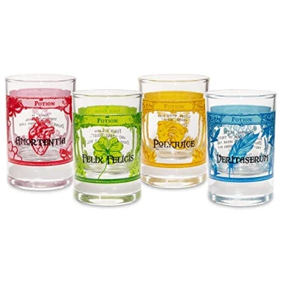 Abbildung von getDigital Zaubertrank Schnapsgläser Set 4 Magische Shotgläser, Stamper aus Glas für Spirituosen &amp; Liköre Je 4cl, Spülmaschinengeeignet