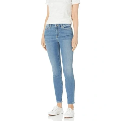 Abbildung von Amazon Essentials Damen Skinny Jeans, Halbhoch, Hellblau, 40 Kurz