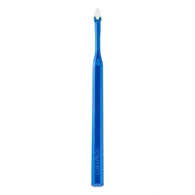Abbildung von Curaprox UHS 475, professioneller Interdentalbürsten Stahl Halter, blau, 1 Stück