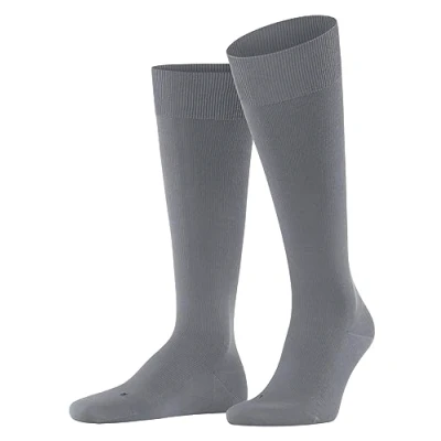 Abbildung von FALKE Herren Kniestrümpfe Ultra Energizing M KH Baumwolle mit Kompression 1 Paar, Grau (Pavement 3828) Wadenumfang W3, 43 44
