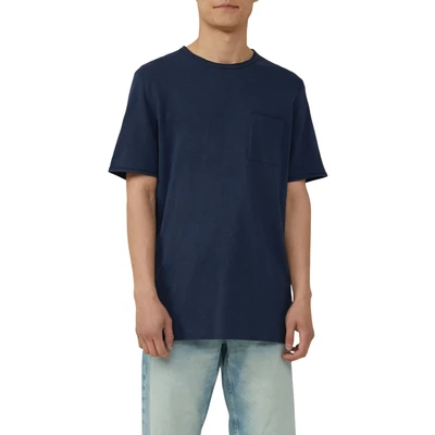 Abbildung von s.Oliver T Shirt, mit offenen Kanten