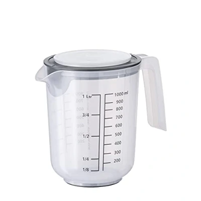 Abbildung von APS Rührbecher mit Deckel Messbecher Maßskalen für Flüssigkeiten (l/ml), Zucker (g) und Mehl / Volumen 1 Liter/Ø 12,5 cm/Höhe 16 cm/spülmaschinengeeignet