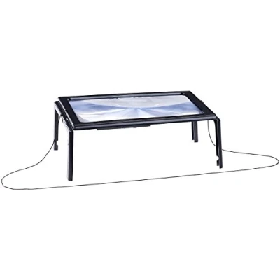 Abbildung von AGT Lupe: XXL Leselupe mit 3 facher Vergrößerung, 4 LEDs und Klappständer (Lupe Licht, für Senioren, Vergrößerungsbrille)