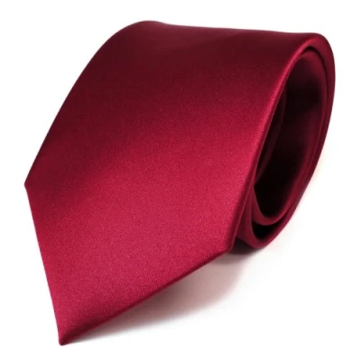 Abbildung von TigerTie Herren Krawatte Klassische 8 cm Satin in rot karminrot einfarbigem Design, ideal für Geschäftstermine, festliche Anlässe und die Freizeit