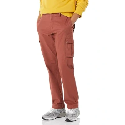 Abbildung von Amazon Essentials Herren Gerade geschnittene Stretch Cargohose (erhältlich in Big &amp; Tall), Lehm, 30W / 28L