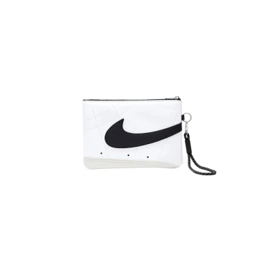 Abbildung von Nike N1009949 102 Icon Blazer Geldbörse