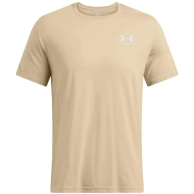 Abbildung von Under Armour Sportstyle Tshirt print, Herren, Größe: Small, City khaki/white