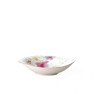 Abbildung von Villeroy und Boch Mariefleur Basic Serve Salad tiefe Schale, Schale für Beilagen Salate, 21 x 18 cm, Premium Porzellan, weiß/bunt