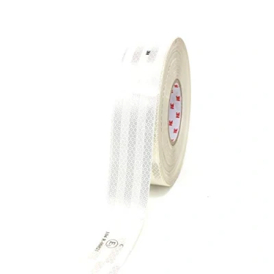 Abbildung von 3M Diamond Grade 983 Scotchlite Konturmarkierung 50mm Reflexfolie Reflexband Finest Folia (Gelb 71, 15 Meter)