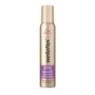 Abbildung von Wellaflex Fülle &amp; Style Schaumfestiger Für Frauen Bis zu 24 Std. ultra starker Halt volles, voluminöses Haar Sanft zur Kopfhaut, dermatologisch getestet Silikonenfrei Haltegrad 5 200ml