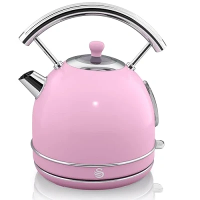 Abbildung von Swan Retro Elektrischer Wasserkocher 1,8 Liter, Vintage Design, Abschaltautomatik Strix Controller, Kabellos, BPA freier Edelstahl, 3000 W, Rosa